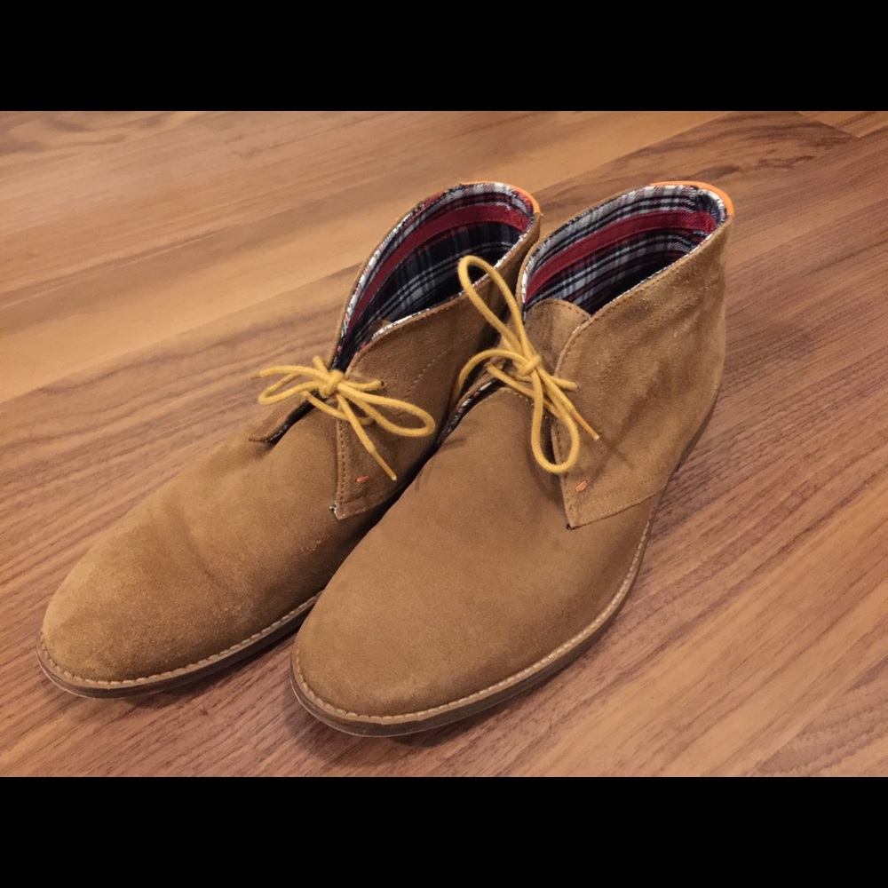 Ben Sherman Suede Tan Chukka Boot